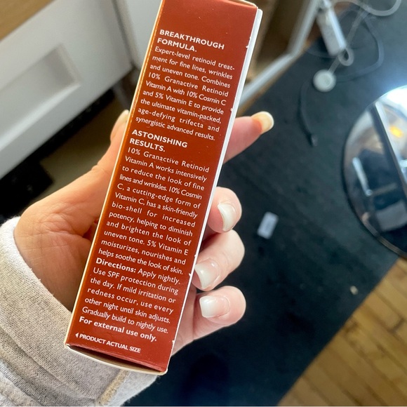 Peter Thomas Roth - Pro Strength Vitamin A C E Retinoid Treatment 1 oz - Picture 4 of 6